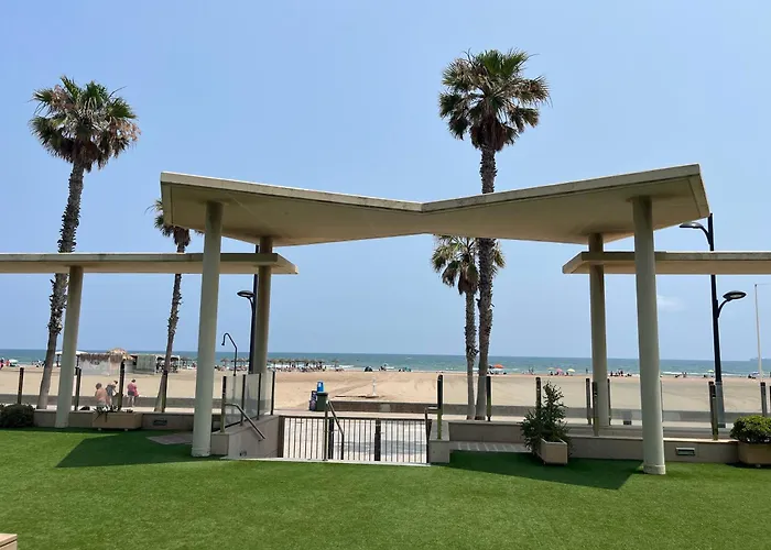 Beachfront Living Valencia Patacona Apartment