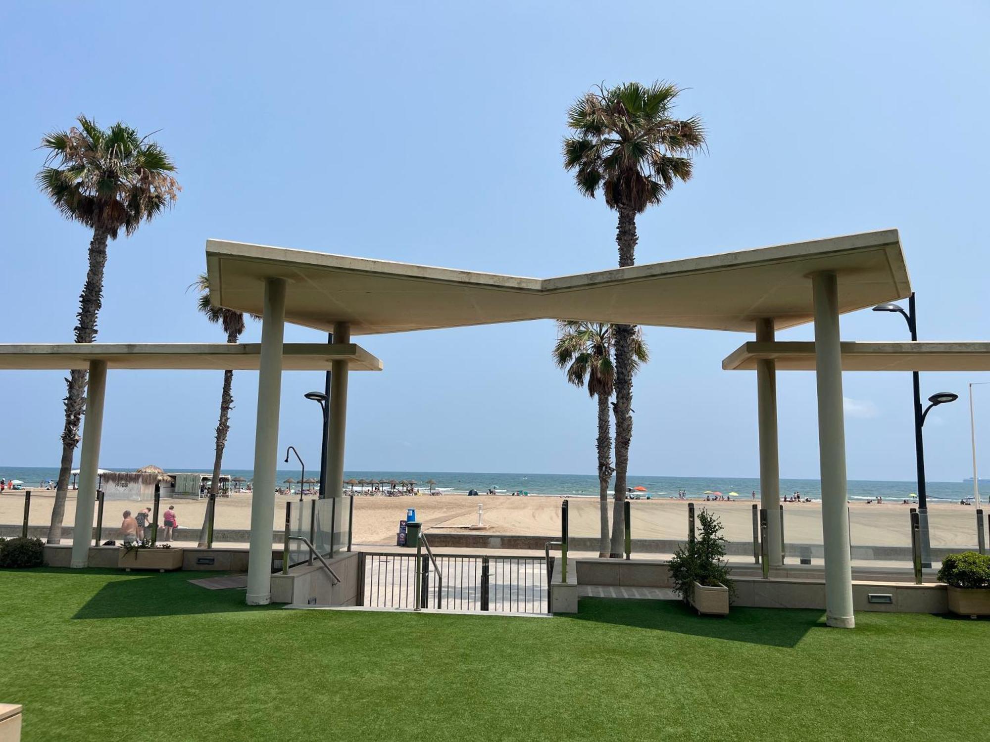 Apartment Beachfront Living Patacona Valencia